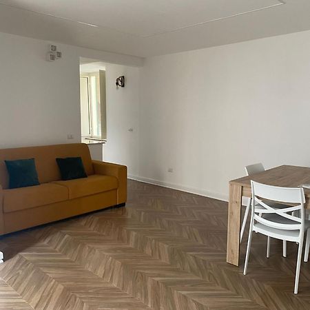 Dora House Napoli Apartment Luaran gambar