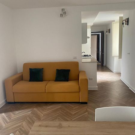 Dora House Napoli Apartment Luaran gambar